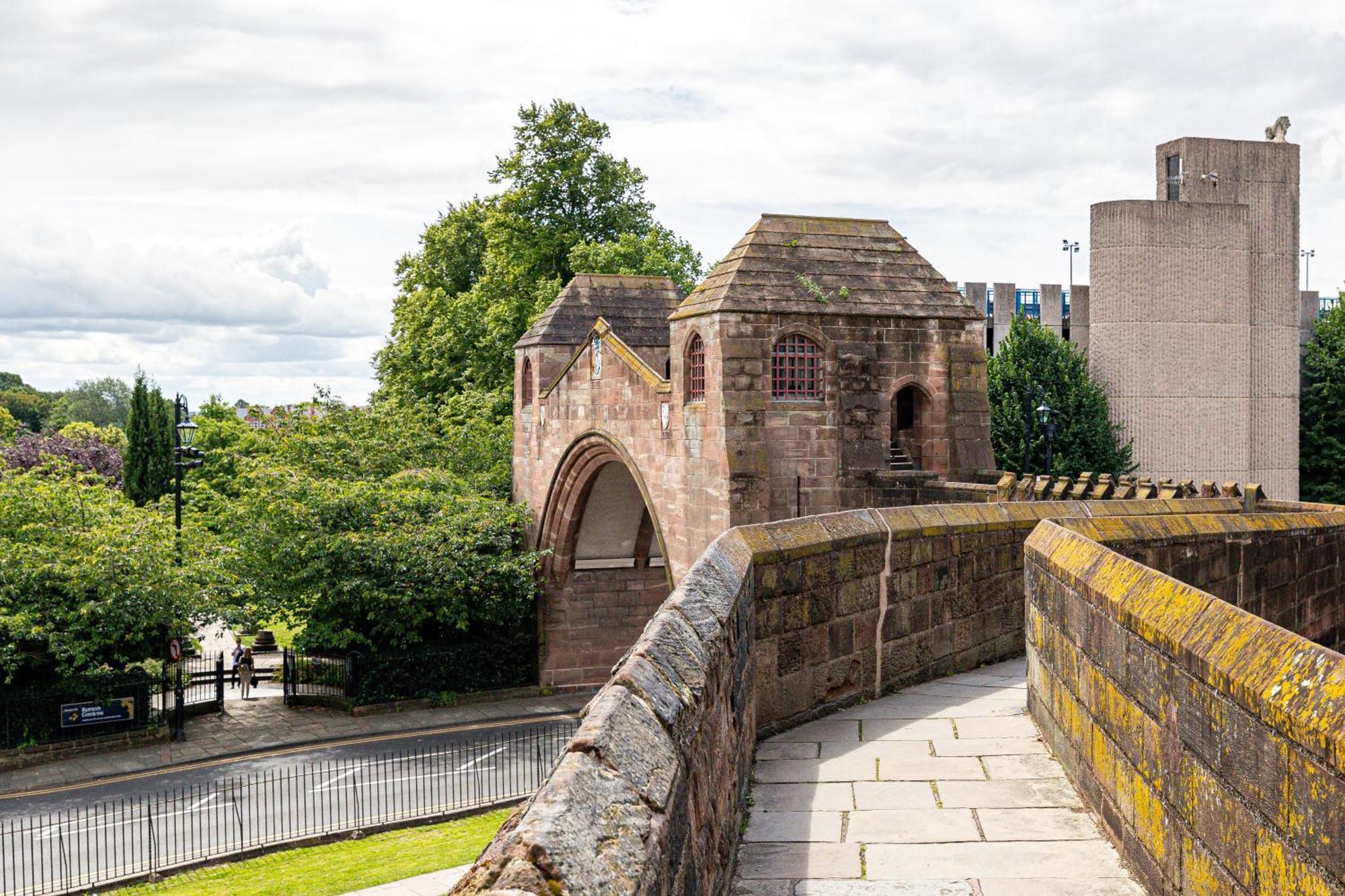 Insta-Worthy Loft On Historic Chester Rows, Sleeps 4 & Free Parking Exterior foto